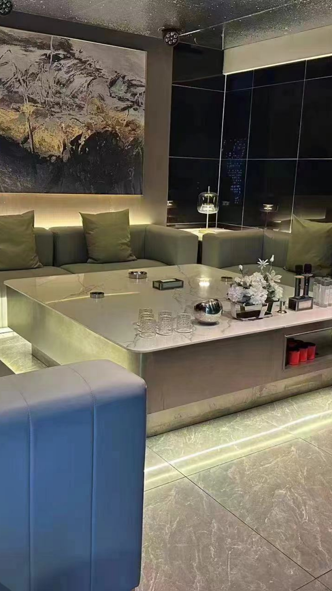 豪华包厢内部环境